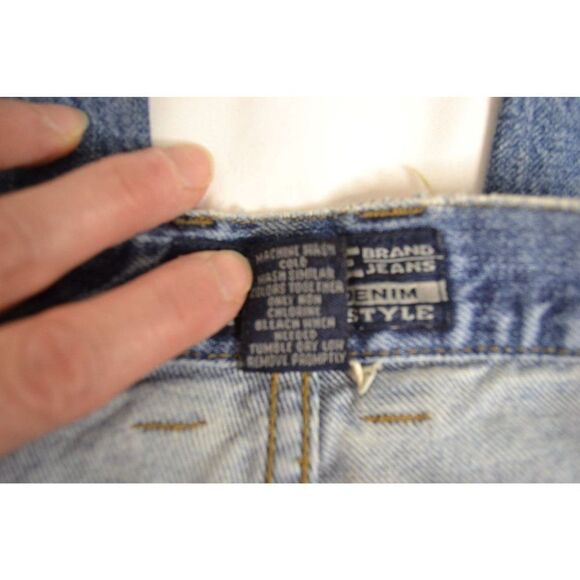 BKE Buckle Men's 34 Medium Wash High Rise Relaxed Fit Jeans - Picture 10 of 11